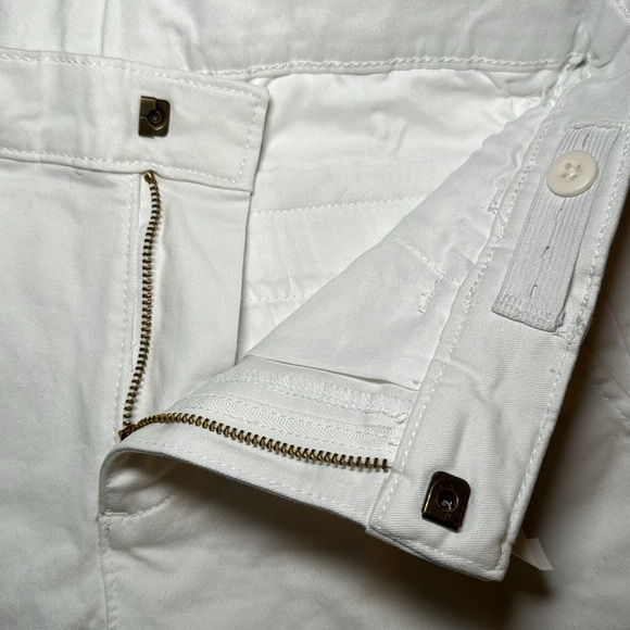 Gymboree Boys Belted Chino Shorts - Simply White Size 10 - Picture 6 of 9